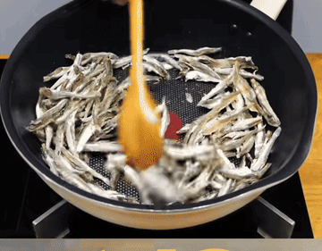 3번 리필하는 멸치무침 이것˝ 2가지만 넣으세요#1/2레시피 #멸치무침 #한국음식 조리과정 6