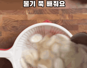 전직기사식당 이모의 소고기 떡국 맛있게 끓이는 비법 #초간단레시피 #떡국 조리과정 2