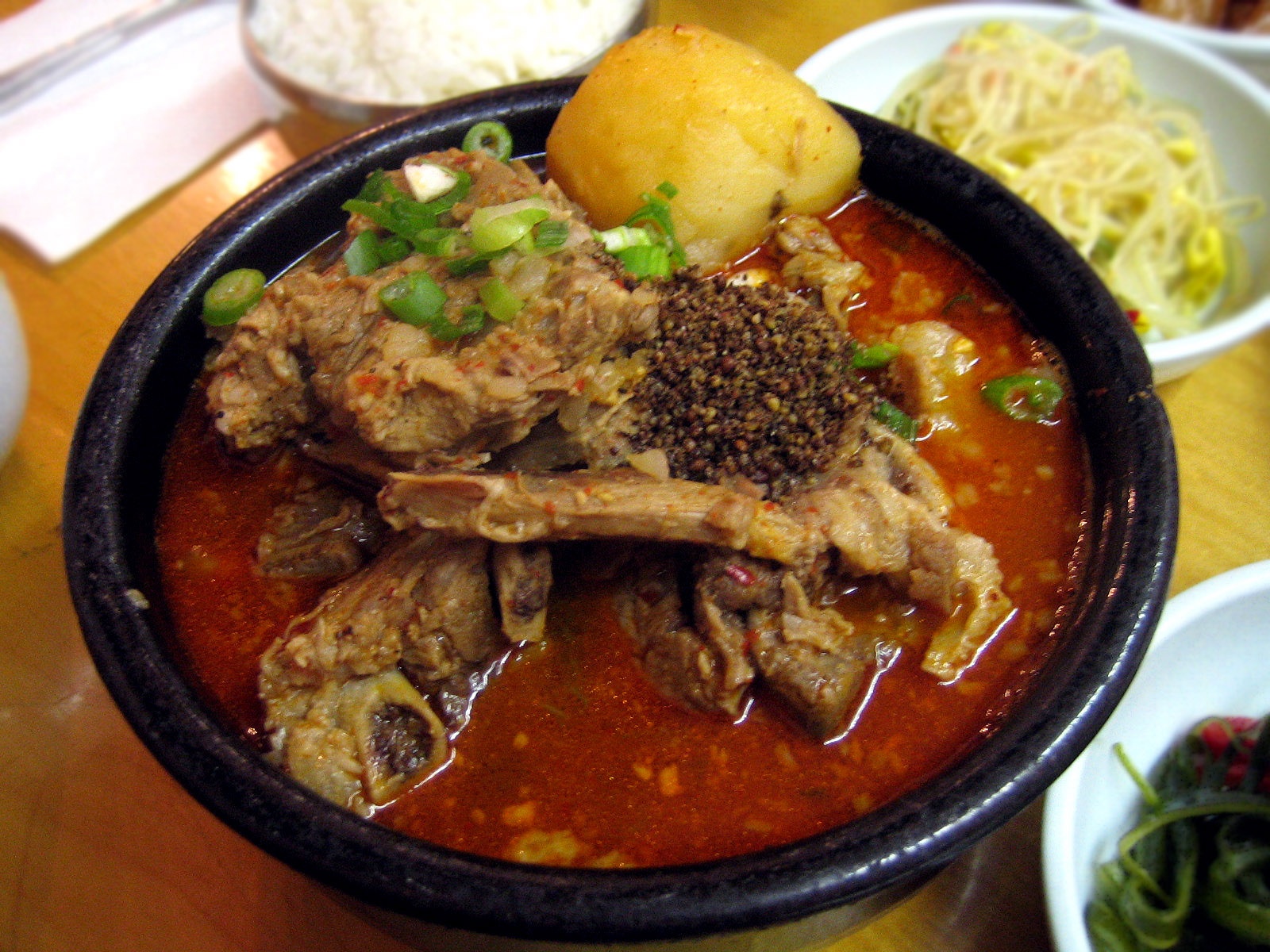 배달비 아끼고 집에서 끝내는 전문점 수준 뼈찜 황금 레시피 - 오늘살림