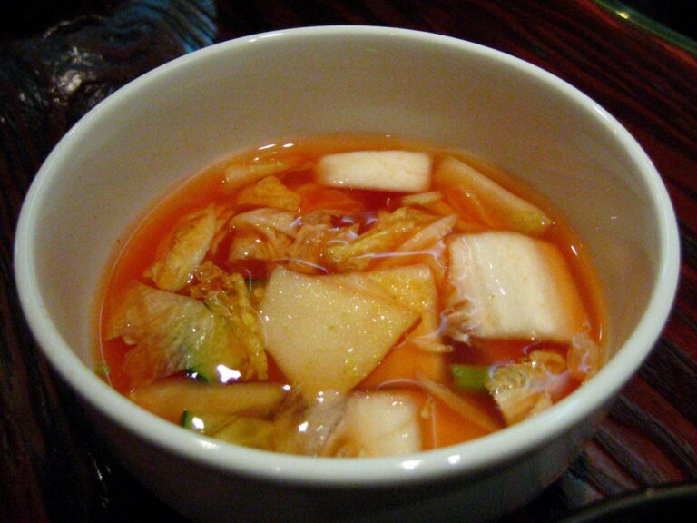 밍밍한 물김치는 이제 그만 보리밥 하나로 완성하는 얼갈이 물김치 - 오늘살림