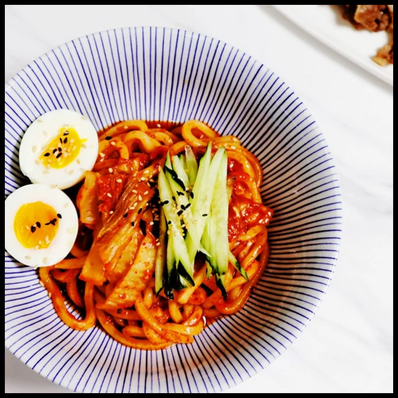 ⭐남편이 젓가락질 못한다고 잔소리했어요! 정호영 셰프 레시피 김치비빔우동 국수보다 백배 맛있네!
