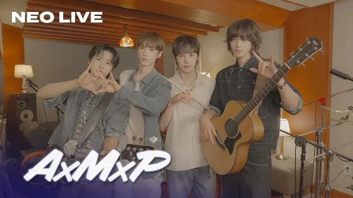 AxMxP 라이브 무대 이미지