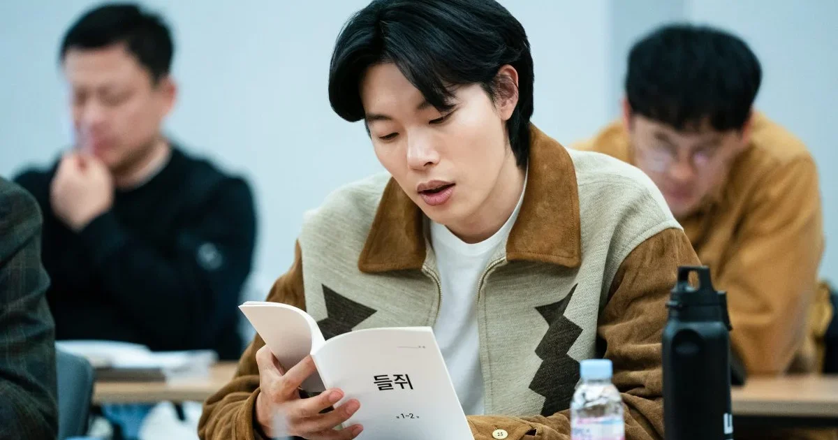 류준열이 들쥐에서 빠진 결정적 이유, 마지막 장면에서 달라졌습니다