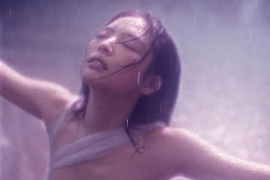 사용 허가가 확인된 제니 Fallen Angel 티저 이미지