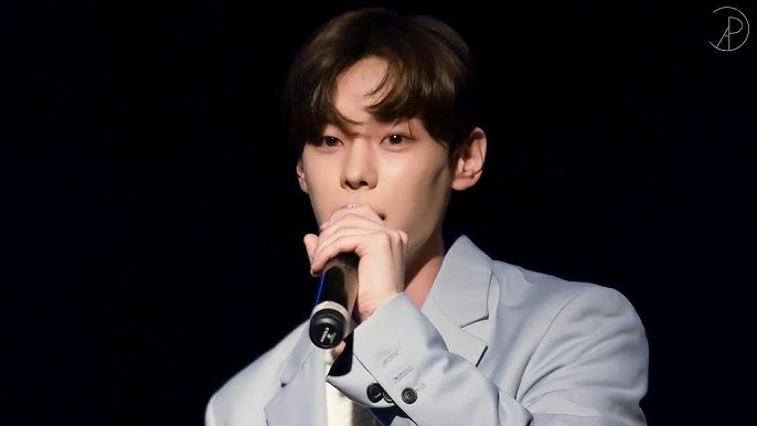 윤서빈 뮤지컬 연습 이미지