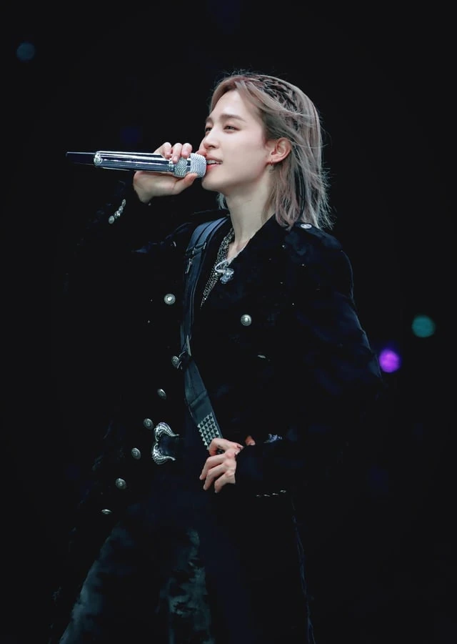 BTS 지민의 따뜻한 미소 이미지