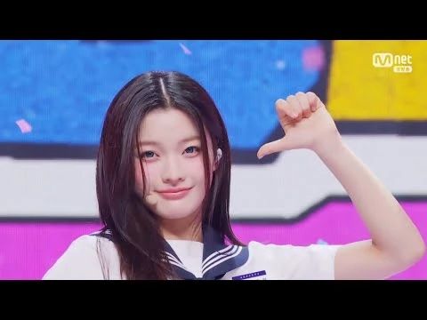 아일릿과 하나, 언어를 넘어 함께 만든 ‘I GOT YOU BACK’ 무대