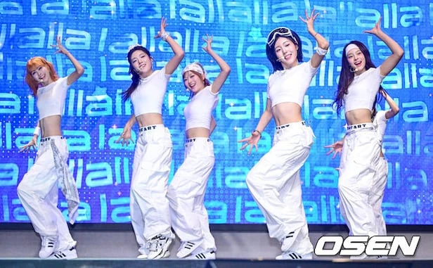 앳하트 새 싱글 이미지