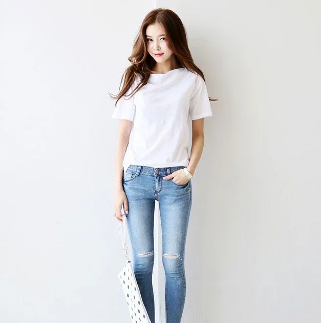 흰 티 청바지 스타일링, 기본 조합을 내 분위기로 바꾸는 네 가지 포인트