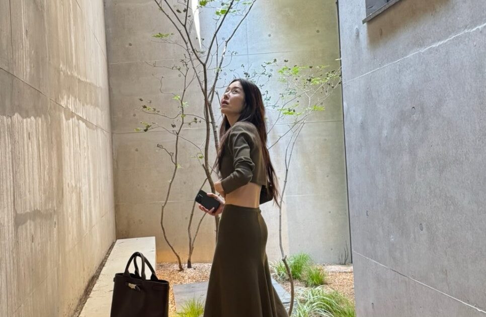 고현정 인스타 가방 스타일: 롱샴 브리오슈·로조 추천